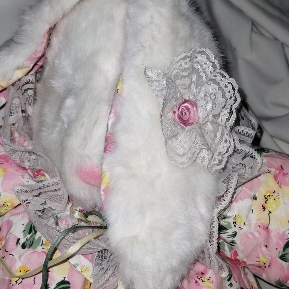 Vntg 1992 Floral Pajama Bunny Plush - Picture 4 of 7